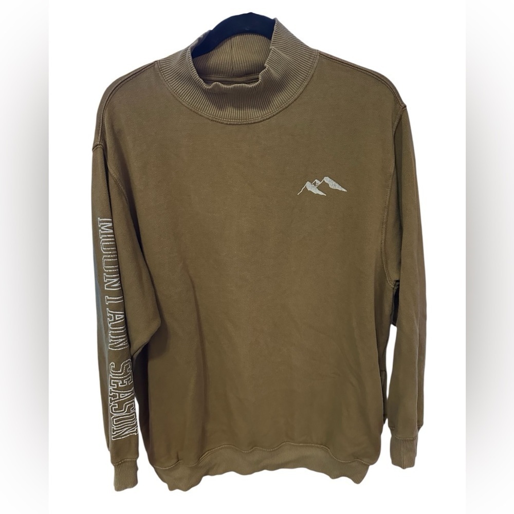 Aerie mock turtleneck sweatshirt. Oversized with pockets Golden brown Size Small